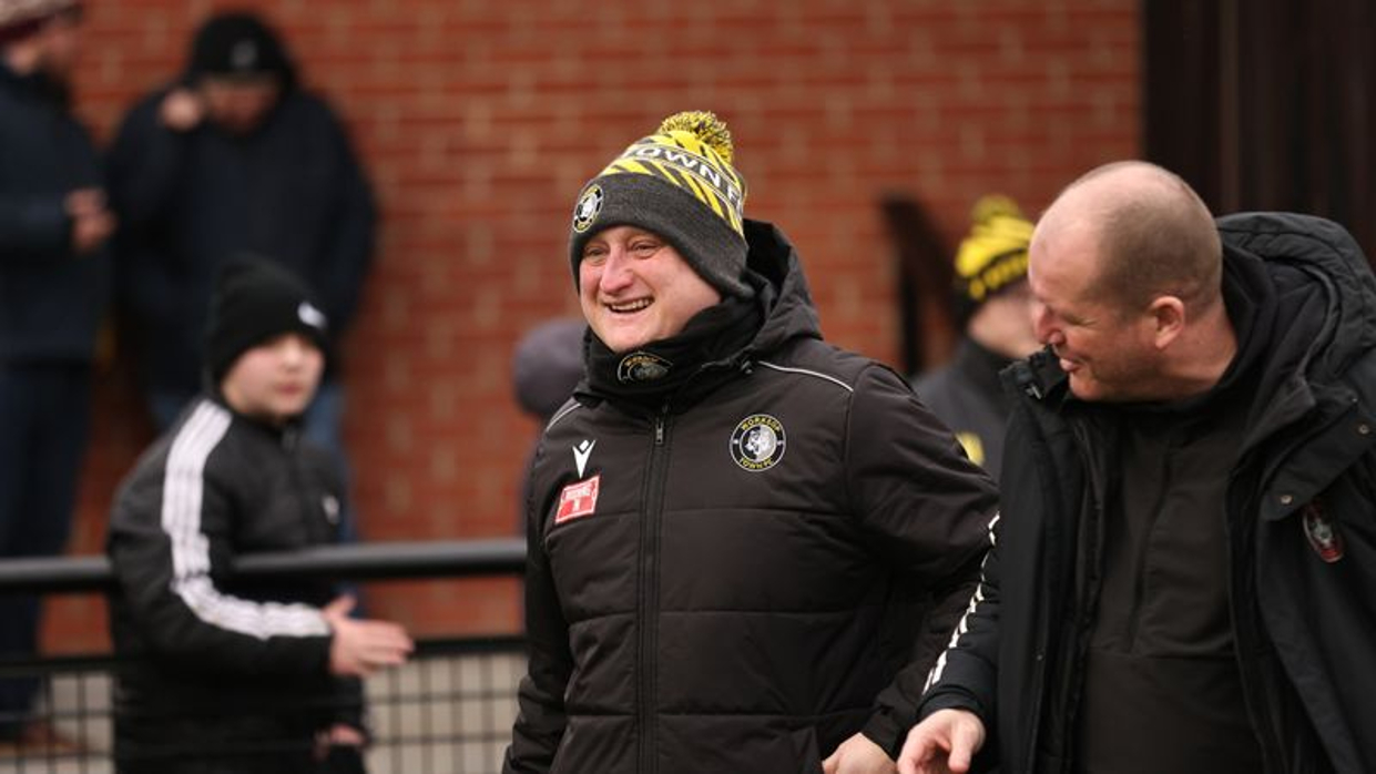 Tigers hunt promotion as Worksop boss Craig Parry celebrates 'magnificent' milestone win