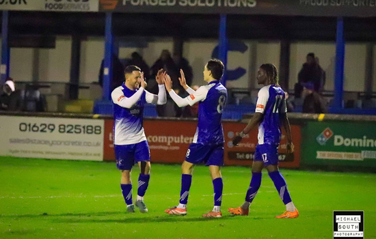 Ricky Ravenhill praises “professional” Matlock display as Gladiators seal play-off place