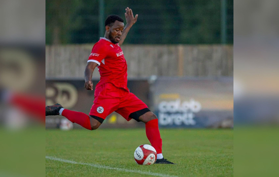 Grimsby Borough sign ex-Brentford man