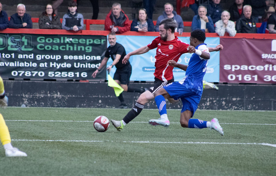 Hyde United fan favourite heads out on loan