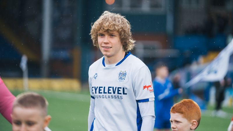 Bury dealt blow as attacking midfielder recalled