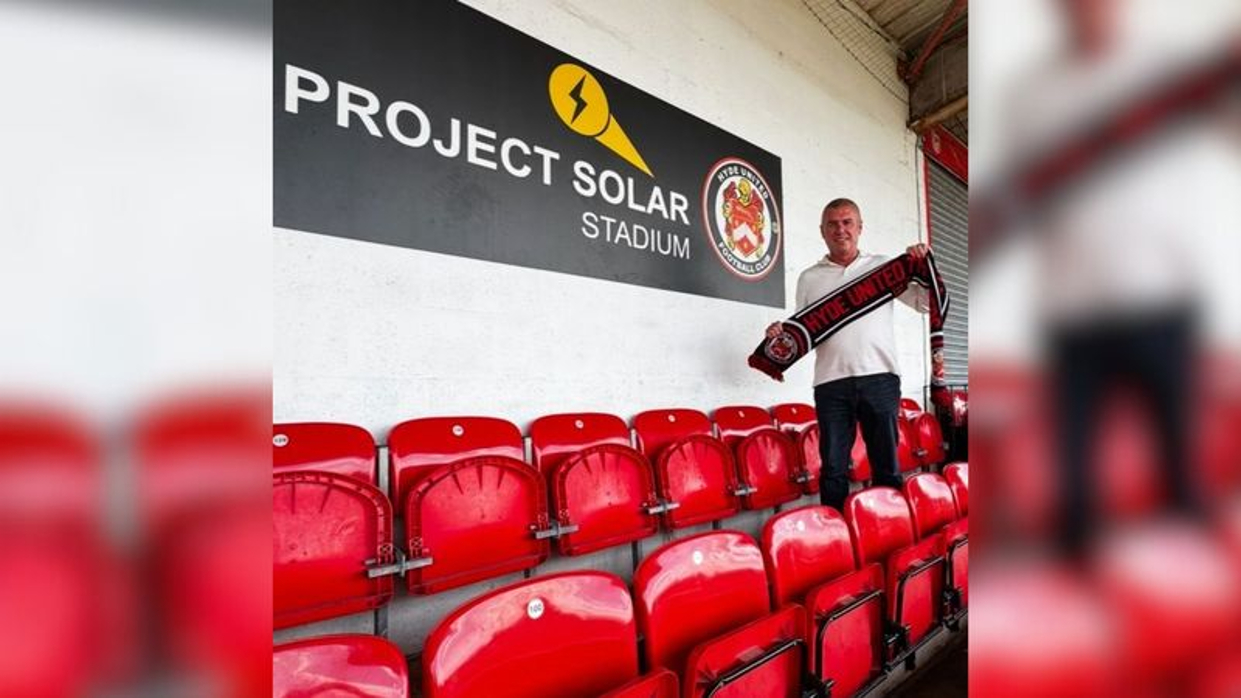 Hyde United manager agrees new deal