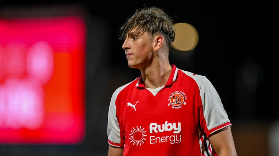 Blyth Spartans sign Fleetwood forward in permanent deal
