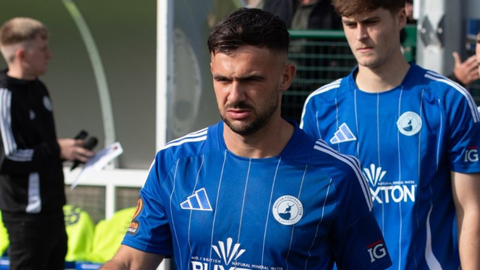 Macclesfield welcome National League North striker on loan